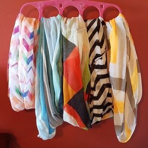 Lot of 5 Infinity Scarves!!!🌷🌼🌻